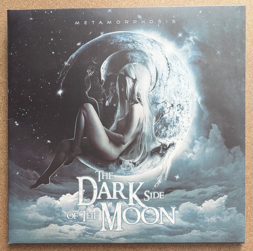 The dark side - side, moon